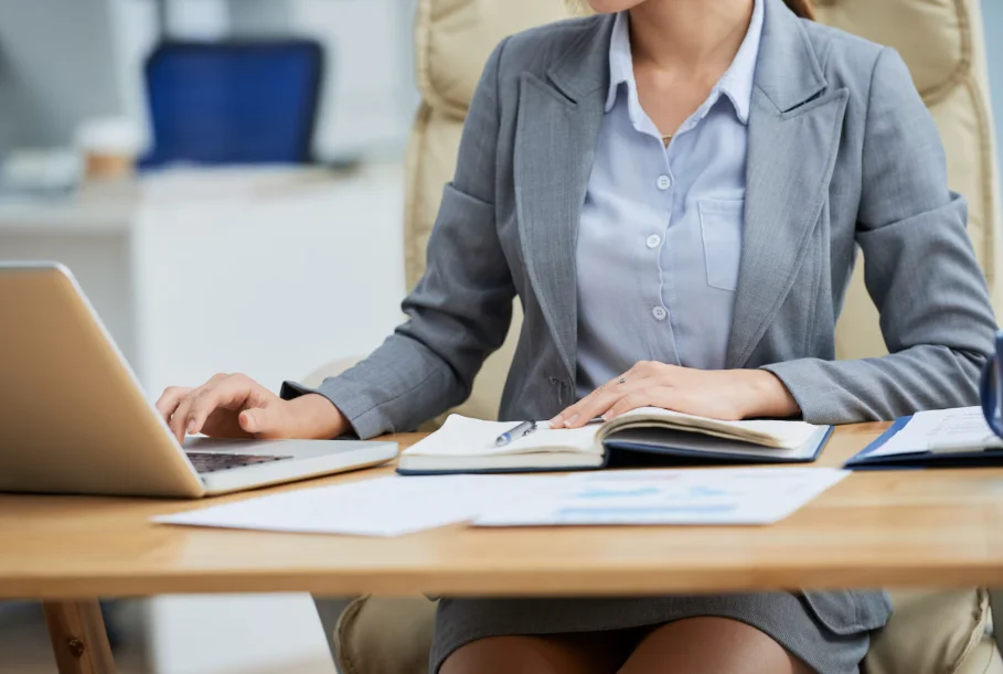 Gestión de trámites administrativos online con un abogado administrativo